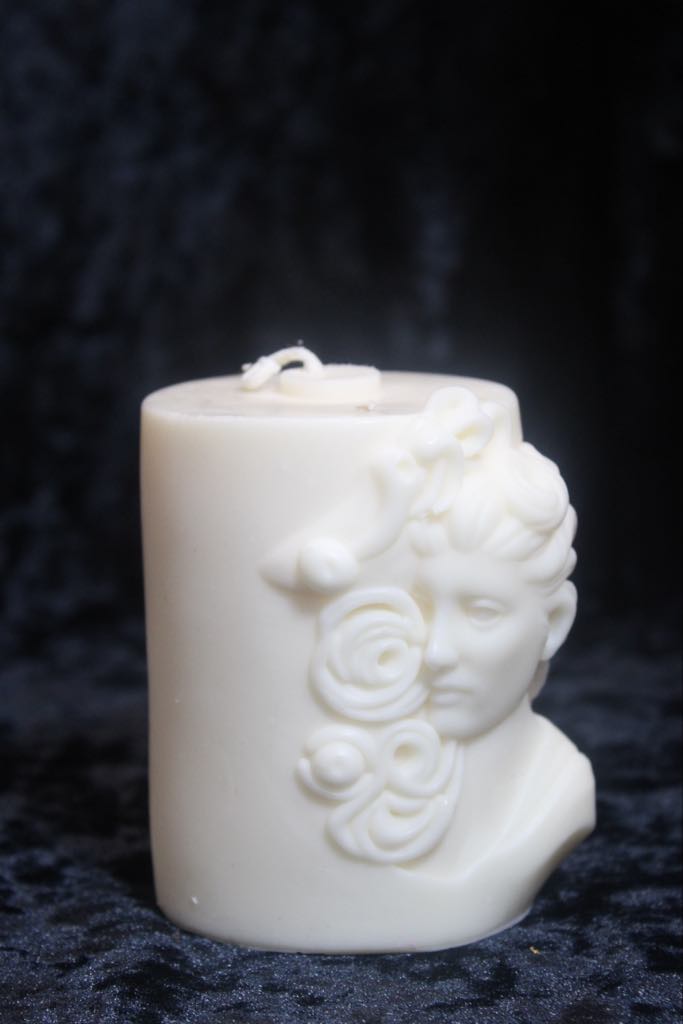 Half face candle